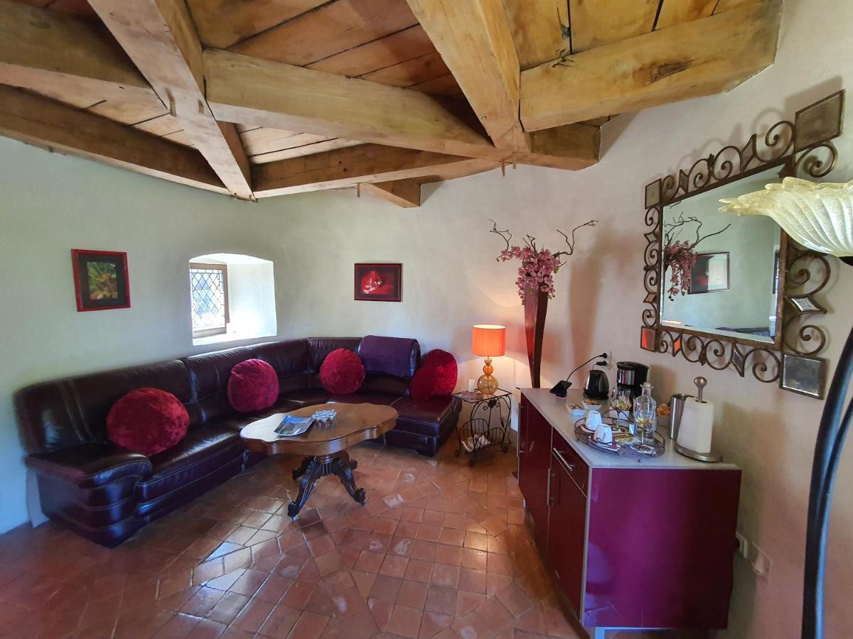 Chambre D'Hotes Au Chateau De Belcastel Belcastel  Eksteriør bilde