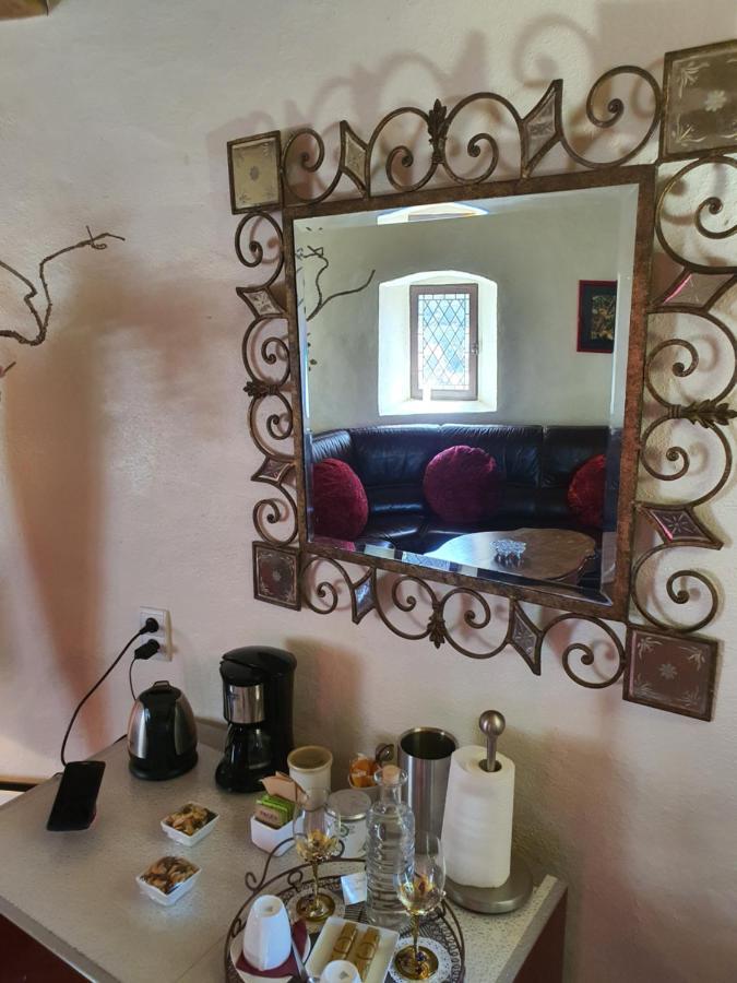 Chambre D'Hotes Au Chateau De Belcastel Belcastel  Eksteriør bilde