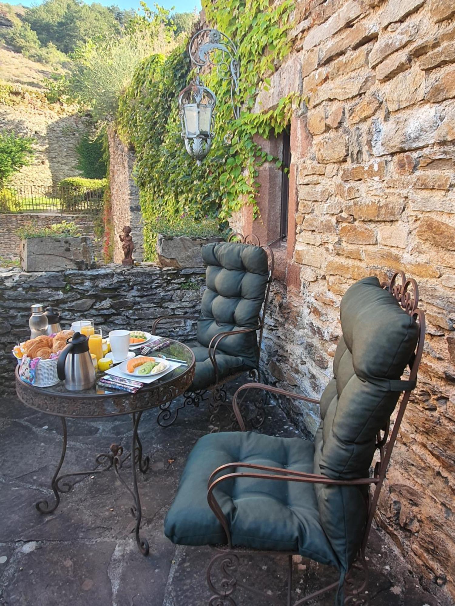 Chambre D'Hotes Au Chateau De Belcastel Belcastel  Eksteriør bilde