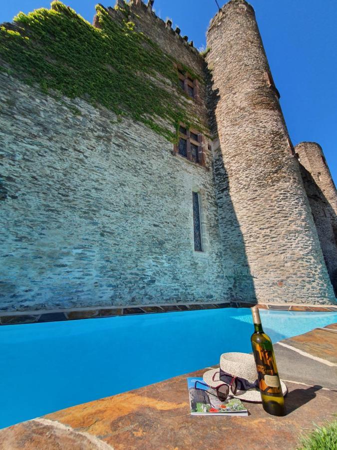 Chambre D'Hotes Au Chateau De Belcastel Belcastel  Eksteriør bilde